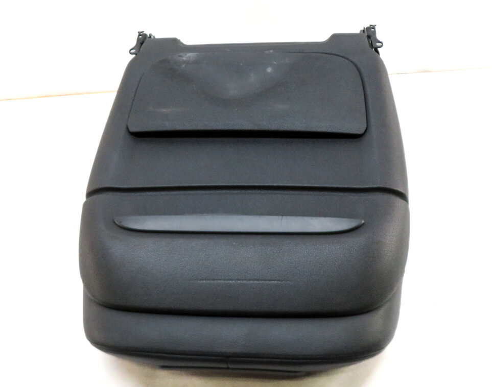 Thumbnail 7: 2015 BMW X5 (F15) FRONT RIGHT PASSENGER UPPER SEAT CUSHION (Black)