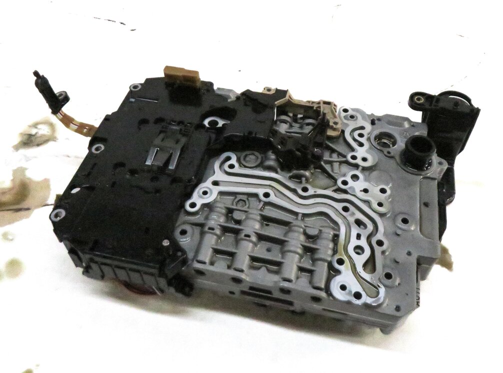 Thumbnail 1: 15-17 AUDI Q5 (B8 8R) 3.0L GAS 8 SPEED QCX AUTOMATIC TRANSMISSION VALVE BODY