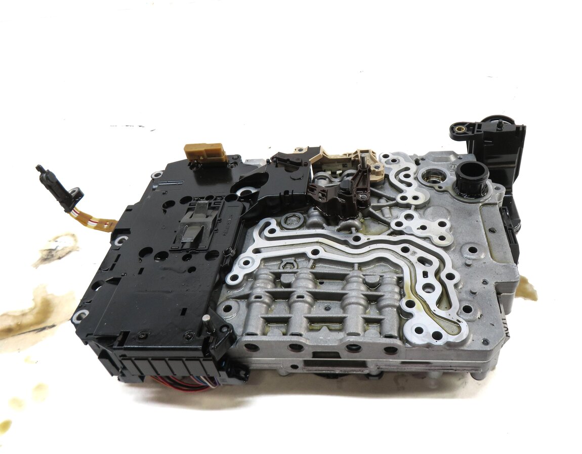 Thumbnail 2: 15-17 AUDI Q5 (B8 8R) 3.0L GAS 8 SPEED QCX AUTOMATIC TRANSMISSION VALVE BODY