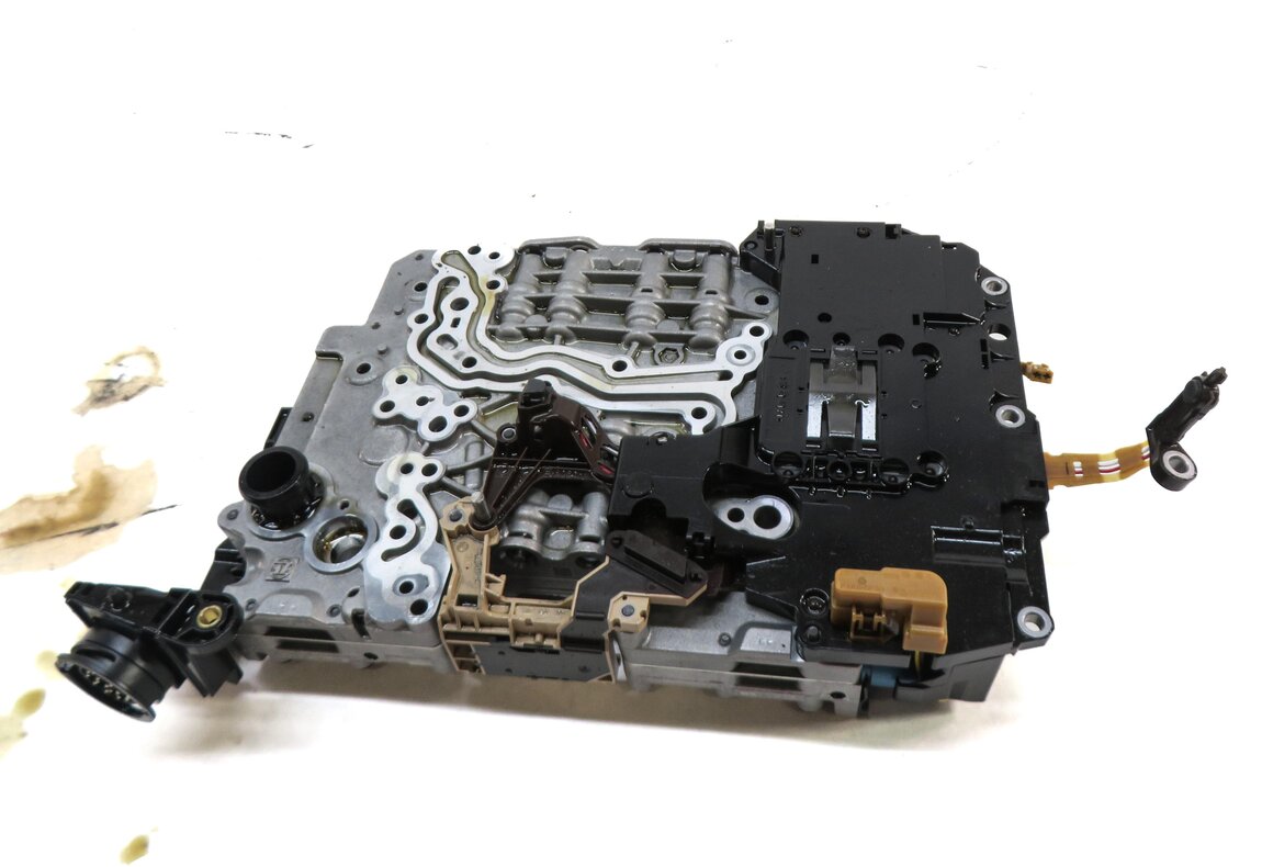 Thumbnail 4: 15-17 AUDI Q5 (B8 8R) 3.0L GAS 8 SPEED QCX AUTOMATIC TRANSMISSION VALVE BODY