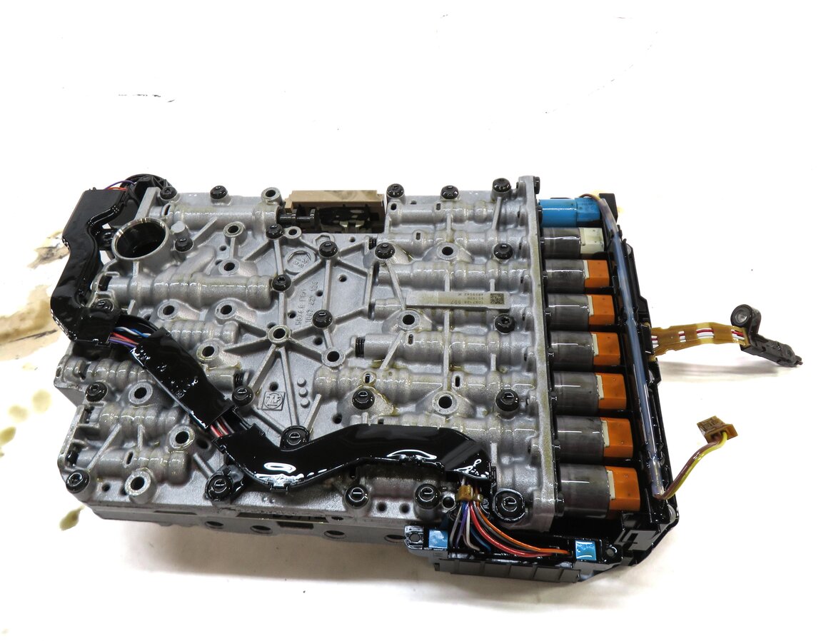 Thumbnail 5: 15-17 AUDI Q5 (B8 8R) 3.0L GAS 8 SPEED QCX AUTOMATIC TRANSMISSION VALVE BODY