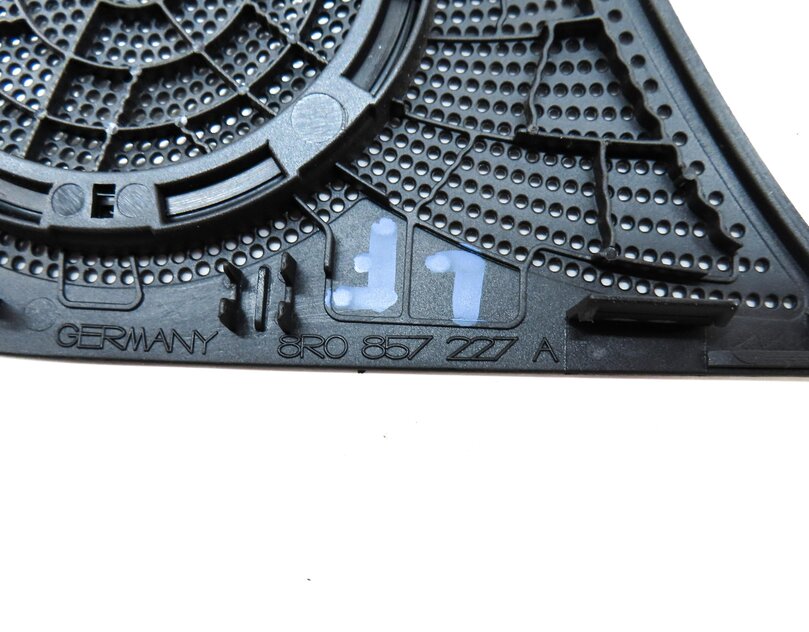 Thumbnail 7: 2016 AUDI Q5 B8 8R FRONT REAR LEFT RIGHT BANG & OLUFSEN SPEAKER COVER TRIM SET13