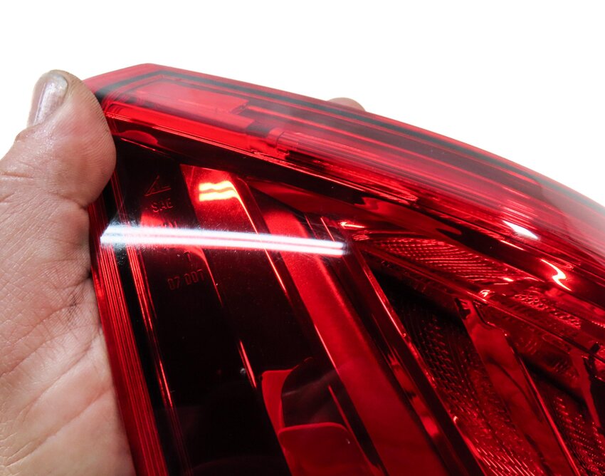 Thumbnail 10: 2013-2017 AUDI Q5 SQ5 (B8 8R) LEFT DRIVER REAR TAILLIGHT BRAKE LIGHT LAMP (LED)