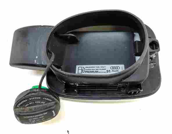 Thumbnail 6: 2009-2017 AUDI Q5 SQ5 (B8 8R) FUEL TANK DOOR LID COVER TRIM & HOUSING 