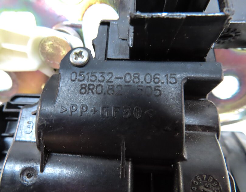 Thumbnail 7: 2016 AUDI Q5 (B8 8R) REAR HATCH TRUNK LOCK LATCH ACTUATOR 8R0827505