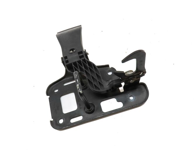 Thumbnail 3: 2016 AUDI Q5 (B8 8R) HOOD SAFETY CATCH HOOK & RELEASE LEVER 8R0823480A