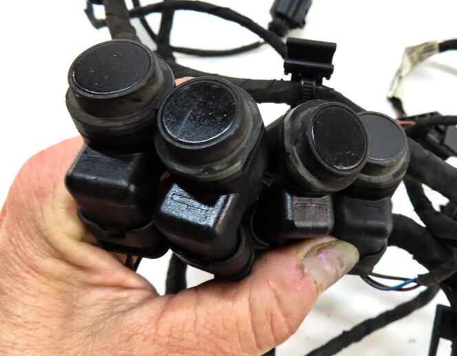 Thumbnail 6: 2016 AUDI Q5 (B8 8R) REAR PARK ASSIST PDC SENSOR SET4 (BLACK) & WIRE HARNESS