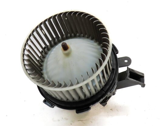 Thumbnail 2: 2013-2017 AUDI A4 S4 A5 S5 Q5 (B8 8K 8T 8R) FRONT HEATER A/C BLOWER FAN MOTOR