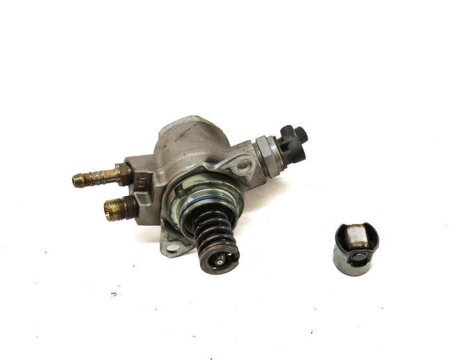 Thumbnail 2: 12-17 AUDI A6 A7 A8 Q5 Q7 S4 S5 (B8 8K 8T C7 4L) 3.0L HIGH PRESSURE FUEL PUMP