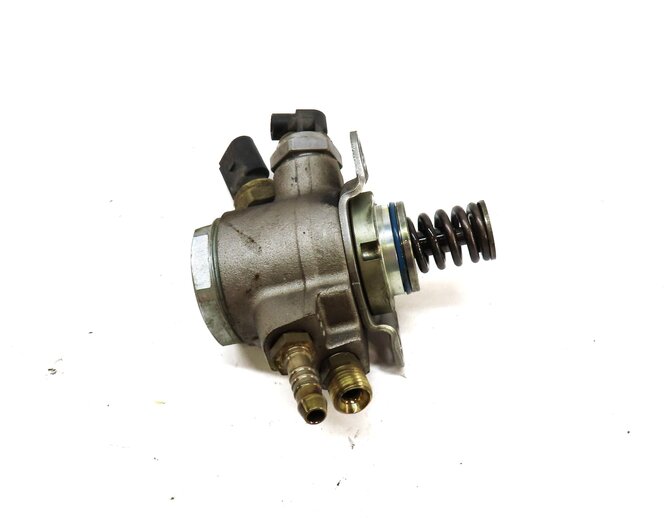 Thumbnail 6: 12-17 AUDI A6 A7 A8 Q5 Q7 S4 S5 (B8 8K 8T C7 4L) 3.0L HIGH PRESSURE FUEL PUMP