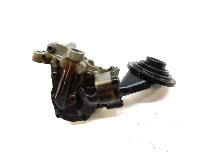 Thumbnail 8: 2016 AUDI Q5 (B8 8R) 3.0L CTUC ENGINE OIL PUMP WITH PICKUP TUBE 06E109570