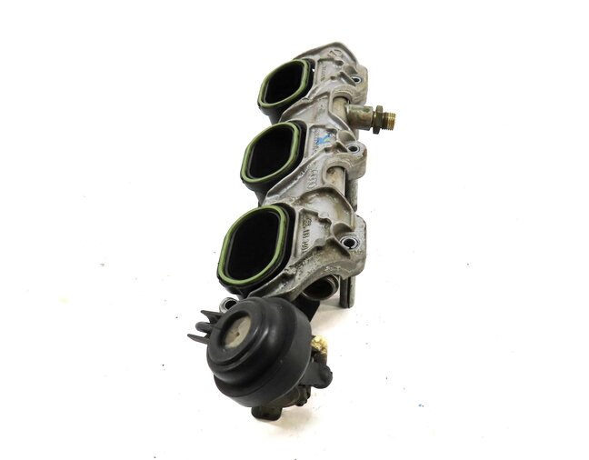Thumbnail 4: 12-17 AUDI A6 A7 Q5 S5 SQ5 (C7 4G8 B8 8T 8R) RIGHT INTAKE MANIFOLD DIFFUSER RAIL