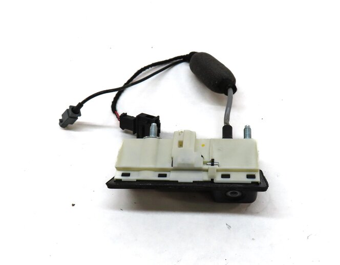 Thumbnail 5: 08-17 AUDI A3 S3 A4 S4 A5 S5 A7 Q5 (B8 8K 8T 8R 8V) REAR TRUNK HANDLE w/ CAMERA