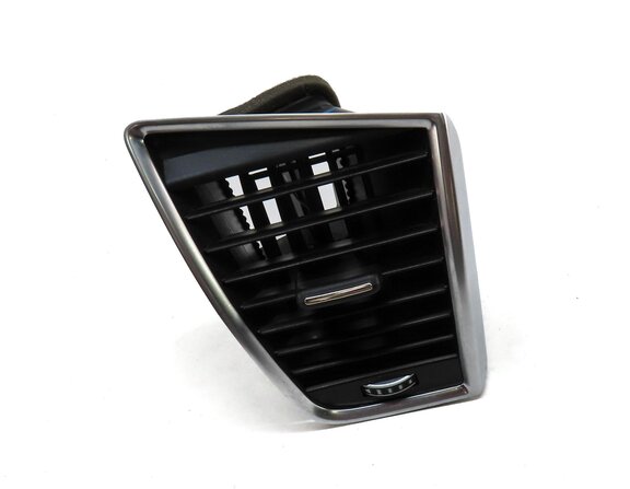 Thumbnail 3: 2016 AUDI Q5 (B8 8R) FRONT RIGHT DASH A/C HEATER AIR VENT (BLACK & SILVER)