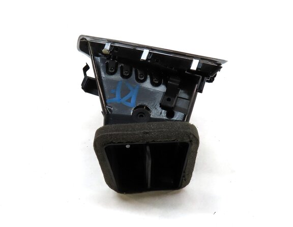 Thumbnail 4: 2016 AUDI Q5 (B8 8R) FRONT RIGHT DASH A/C HEATER AIR VENT (BLACK & SILVER)