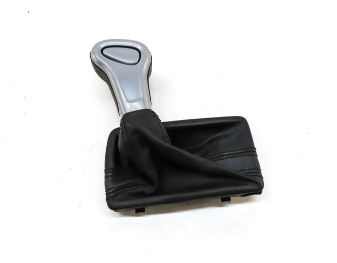 Thumbnail 2: 2016 AUDI Q5 (B8 8R) SHIFTER KNOB & BOOT (SILVER & BLACK) 8K1713139R