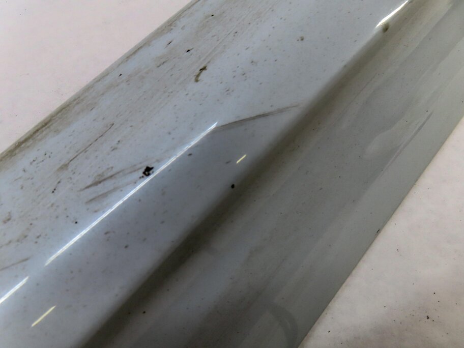 Thumbnail 9: 2016 AUDI Q5 (B8 8R) FRONT RIGHT LOWER DOOR MOULDING TRIM PANEL (GLACIER WHITE)
