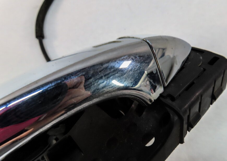 Thumbnail 6: 09-17 AUDI A4 S4 S5 Q5 SQ5 (B8 8K 8T 8R) RIGHT FRONT / REAR DOOR HANDLE (WHITE)