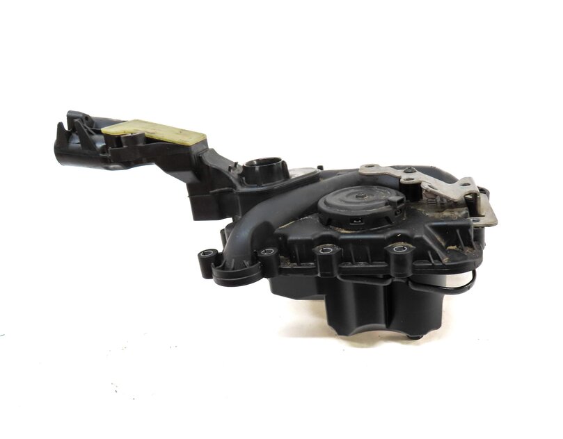 Thumbnail 4: 2016 AUDI Q5 (B8 8R) 3.0L CTUC ENGINE OIL AIR WATER SEPARATOR VALVE 06E127233N