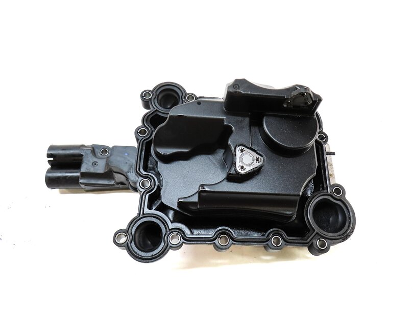 Thumbnail 6: 2016 AUDI Q5 (B8 8R) 3.0L CTUC ENGINE OIL AIR WATER SEPARATOR VALVE 06E127233N