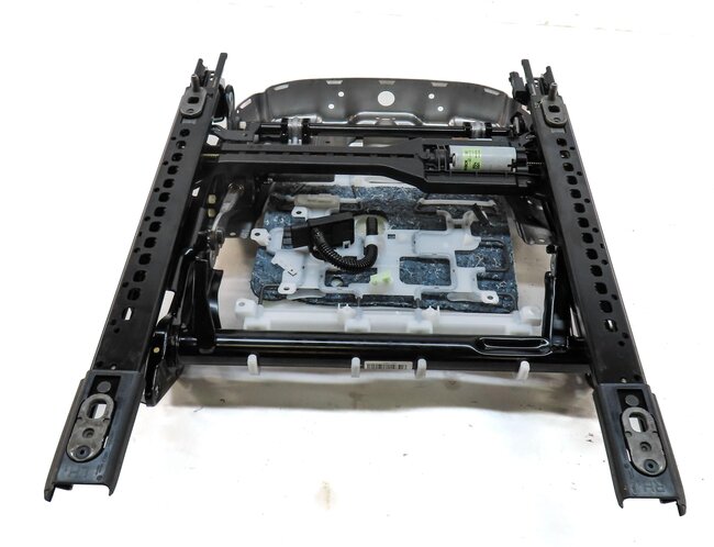 Thumbnail 6: 20 LAND ROVER DISCOVERY SPORT (L550) FRONT RIGHT PASSENGER SEAT TRACK w/ MOTORS