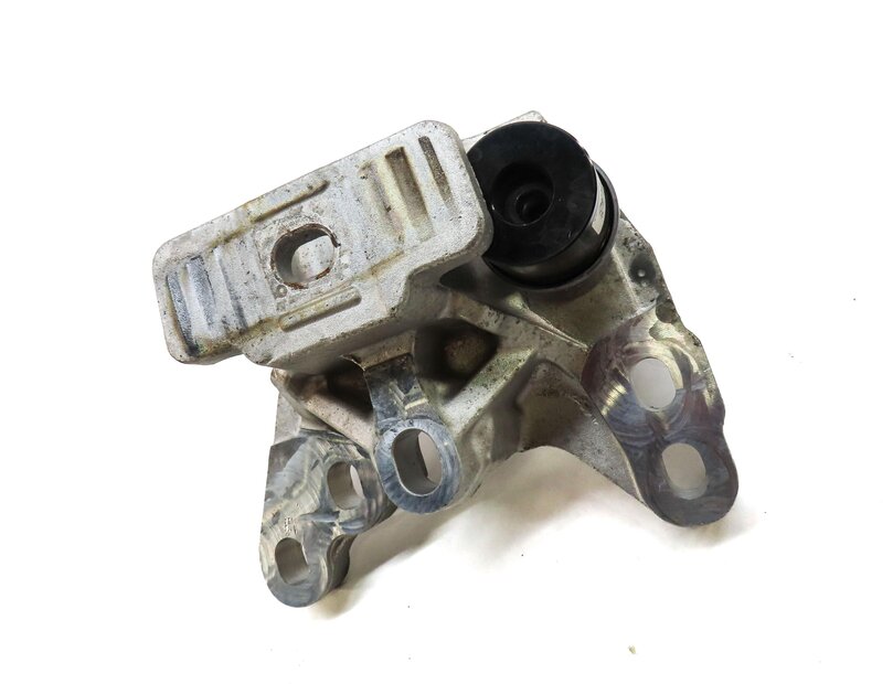 Thumbnail 3: 2020 LAND ROVER DISCOVERY SPORT (L550) 2.0L ENGINE LEFT MOTOR MOUNT BRACKET