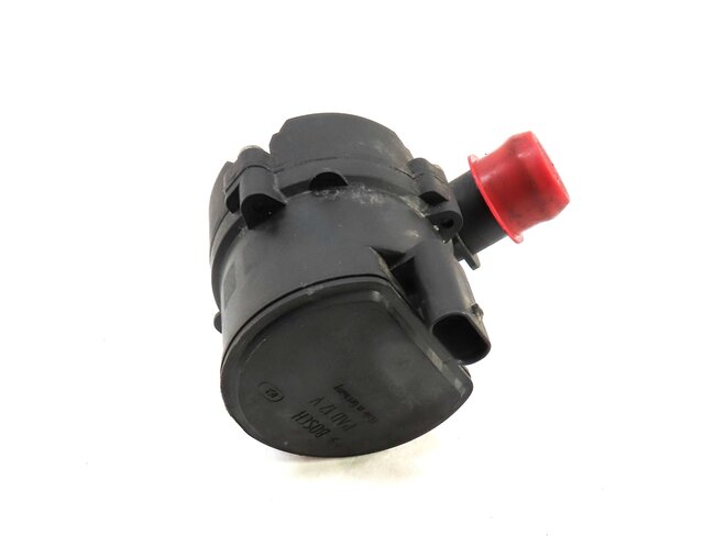 Thumbnail 5: 2020 LAND ROVER DISCOVERY SPORT (L550) 2.0L ENGINE AUXILIARY WATER COOLANT PUMP