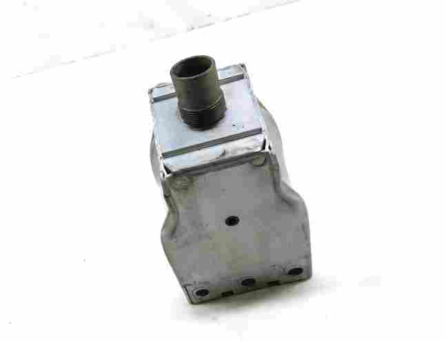 Thumbnail 3: 20-23 DISCOVERY SPORT EVOQUE L550 L538 FRONT RIGHT BUMPER REINFORCEMENT BRACKET