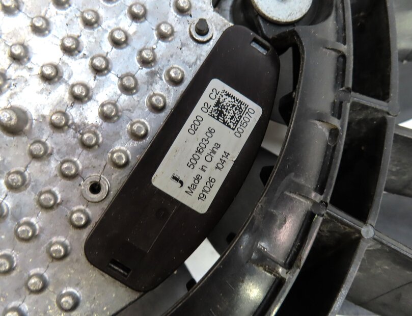 Thumbnail 8: 20-21 DISCOVERY SPORT EVOQUE L550 L538 2.0L ENGINE RADIATOR COOLING FAN & SHROUD