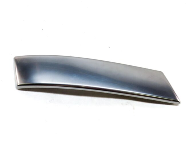 Thumbnail 2: 2020 LAND ROVER DISCOVERY SPORT (L550) REAR LEFT CENTER DOOR TRIM PANEL ALUMINUM