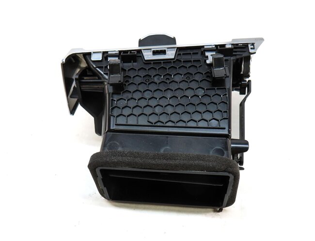 Thumbnail 4: 2020 LAND ROVER DISCOVERY SPORT (L550) FRONT FAR RIGHT DASH A/C HEATER AIR VENT