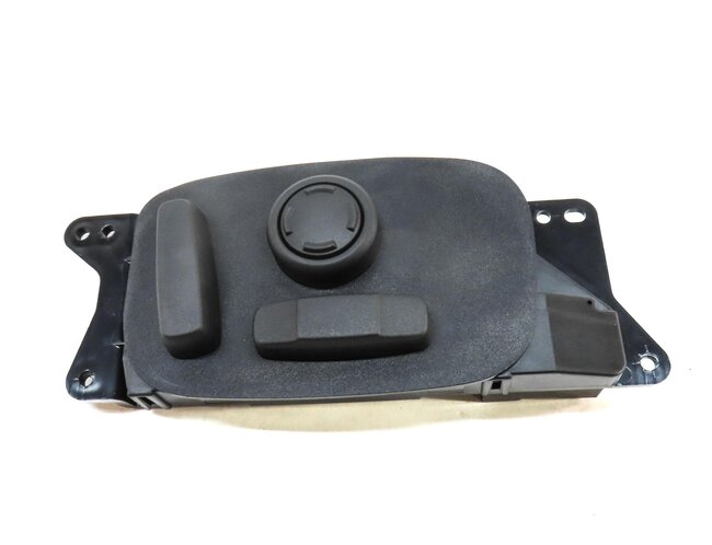 Thumbnail 2: 2020 LAND ROVER DISCOVERY SPORT (L550) FRONT RIGHT PASSENGER SEAT ADJUST SWITCH