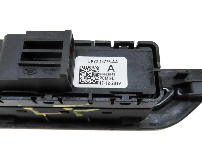 Thumbnail 2: 2020-2021 DISCOVERY SPORT (L550) FRONT LEFT DRIVER SEAT MEMORY SWITCH (BLACK)