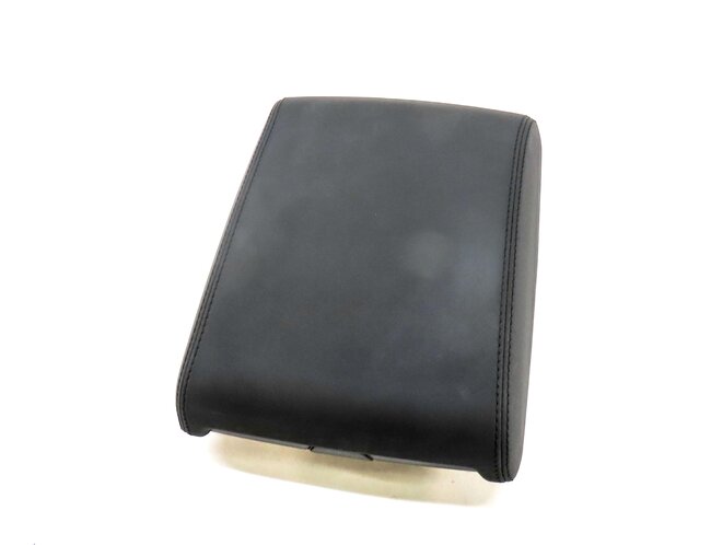 Thumbnail 2: 20-23 LAND ROVER DISCOVERY SPORT L550 FRONT CENTER CONSOLE ARMREST LID (BLACK)