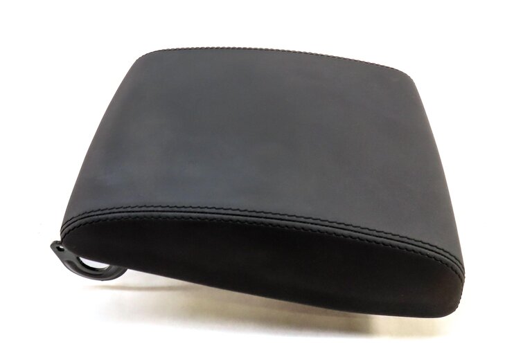 Thumbnail 4: 20-23 LAND ROVER DISCOVERY SPORT L550 FRONT CENTER CONSOLE ARMREST LID (BLACK)