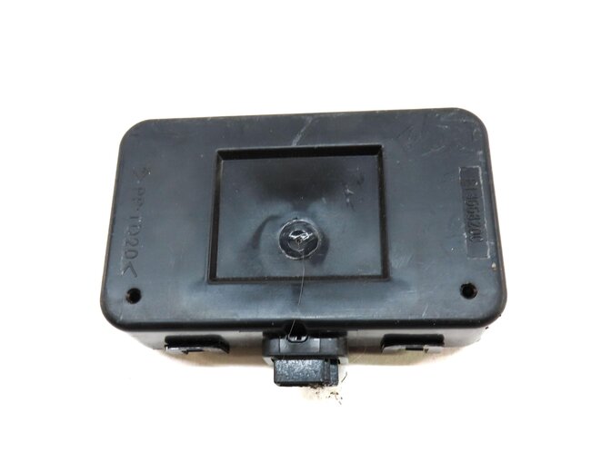 Thumbnail 5: 2020 LAND ROVER DISCOVERY SPORT (L550) KEYLESS ENTRY RECEIVER CONTROL MODULE