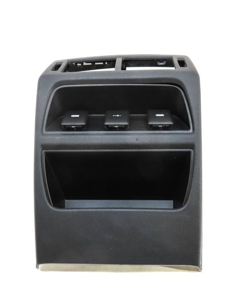 Thumbnail 4: 2020 DISCOVERY SPORT (L550) REAR CENTER CONSOLE A/C HEATER AIR VENT w/ USB PLUGS