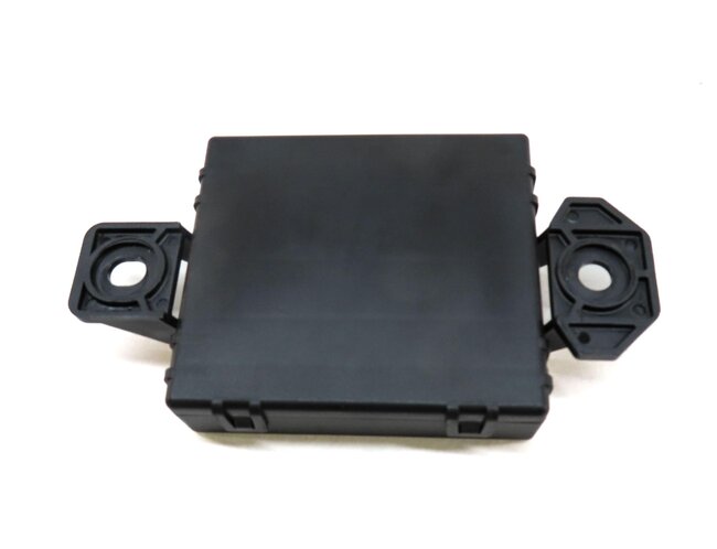 Thumbnail 5: 2017-2021 LAND ROVER DISCOVERY SPORT (L550) NETWORK GATEWAY CONTROL MODULE