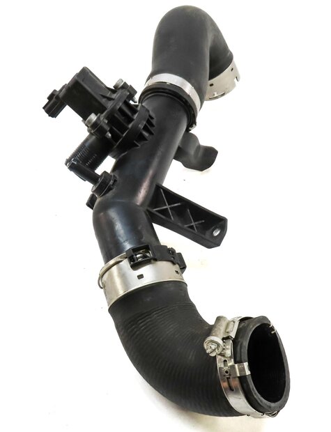 Thumbnail 5: 2020 LAND ROVER DISCOVERY SPORT L550 2.0L ENGINE INTERCOOLER INLET HOSE ASSEMBLY