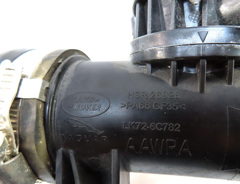 Thumbnail 8: 2020 LAND ROVER DISCOVERY SPORT L550 2.0L ENGINE INTERCOOLER INLET HOSE ASSEMBLY