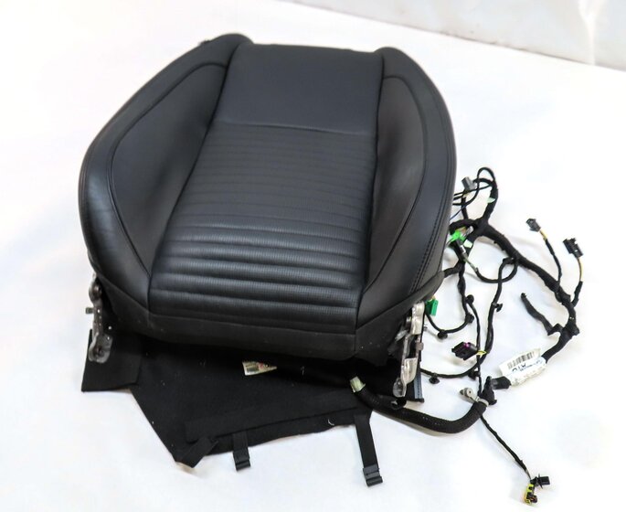 Thumbnail 4: 2020 DISCOVERY SPORT (L550) FRONT RIGHT UPPER HEATED SEAT CUSHION EBONY BLACK