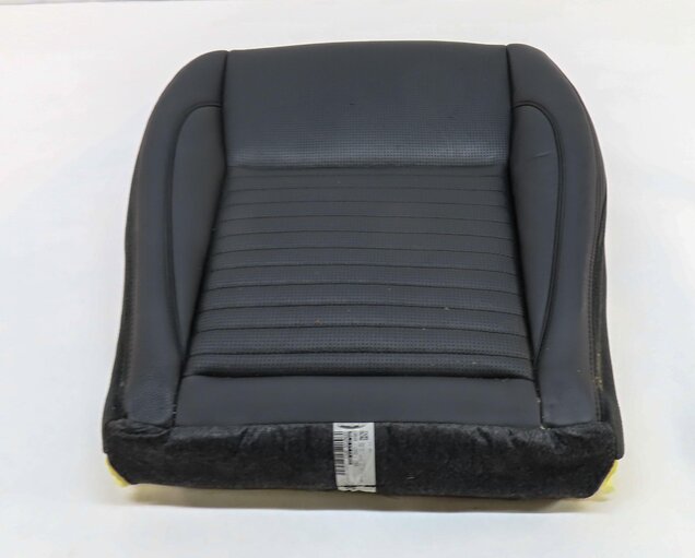 Thumbnail 4: 2020 LAND ROVER DISCOVERY SPORT L550 FRONT RIGHT LOWER HEATED SEAT CUSHION BLACK