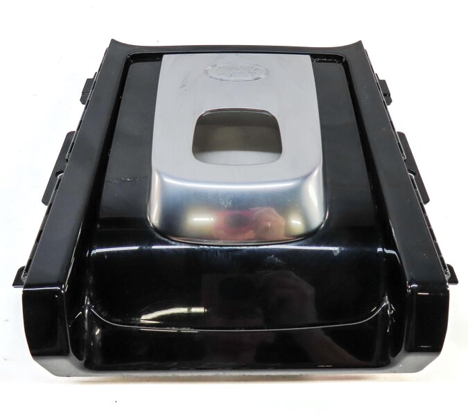 Thumbnail 4: 2020 DISCOVERY SPORT (L550) FLOOR GEAR SHIFTER TRIM SILVER & GLOSS BLACK VENEER