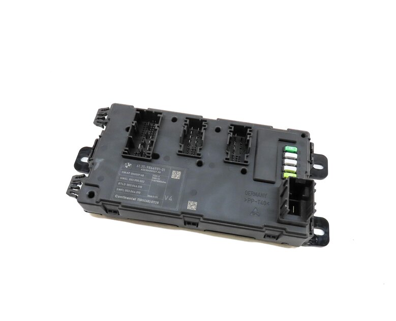 13-19 BMW 328i 330i 335i 428i 435i M3 M4 (F30 F31 F32) REAR BODY CONTROL MODULE