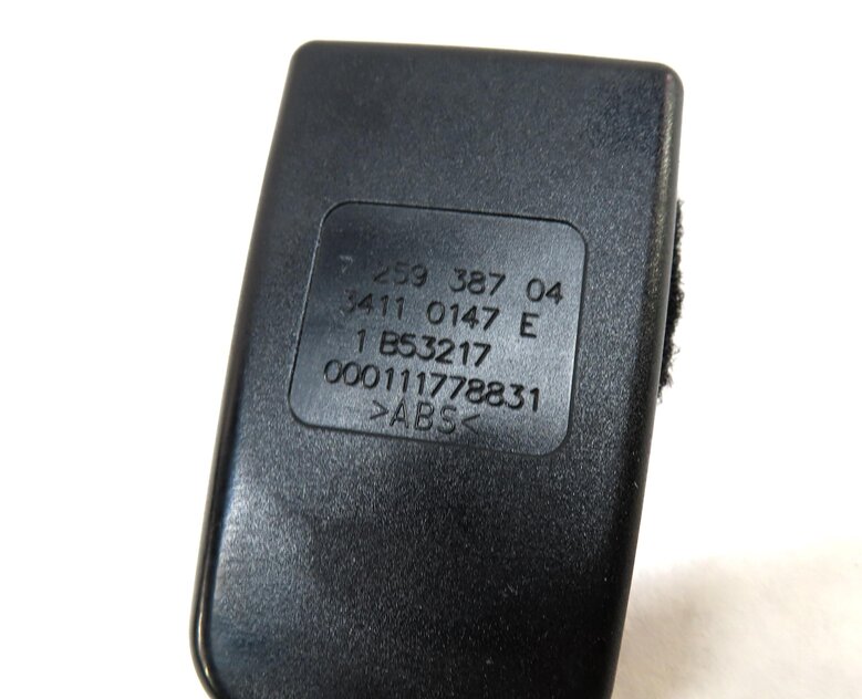 Thumbnail 6: 2012-2019 BMW 2 3 4 SERIES (F22 F30 F32) LEFT FRONT DRIVER SEATBELT RECEIVER