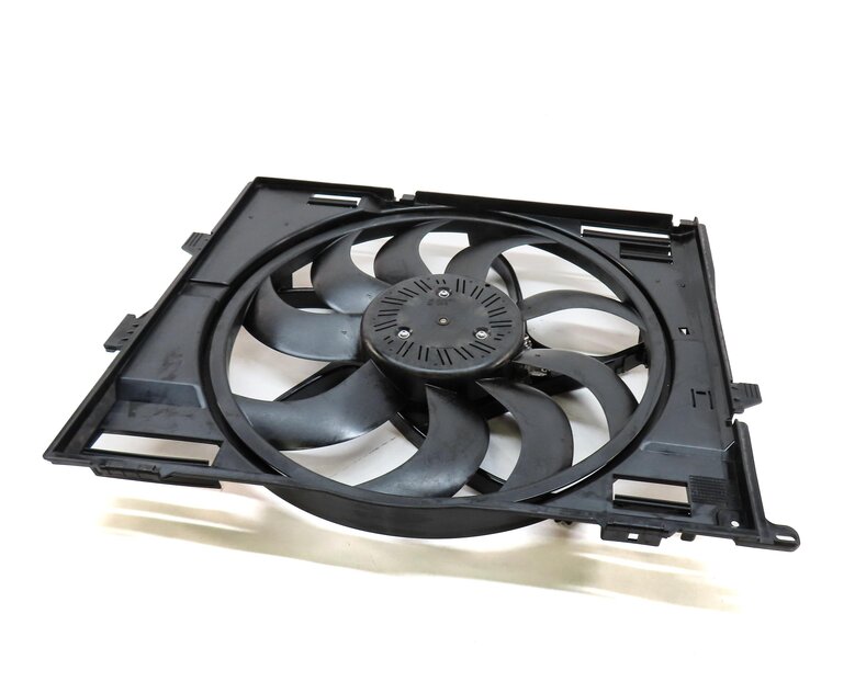 17-21 BMW 2 3 3GT 4 F22 F30 F32 F34 2.0L B46 ENGINE RADIATOR COOLING FAN SHROUD