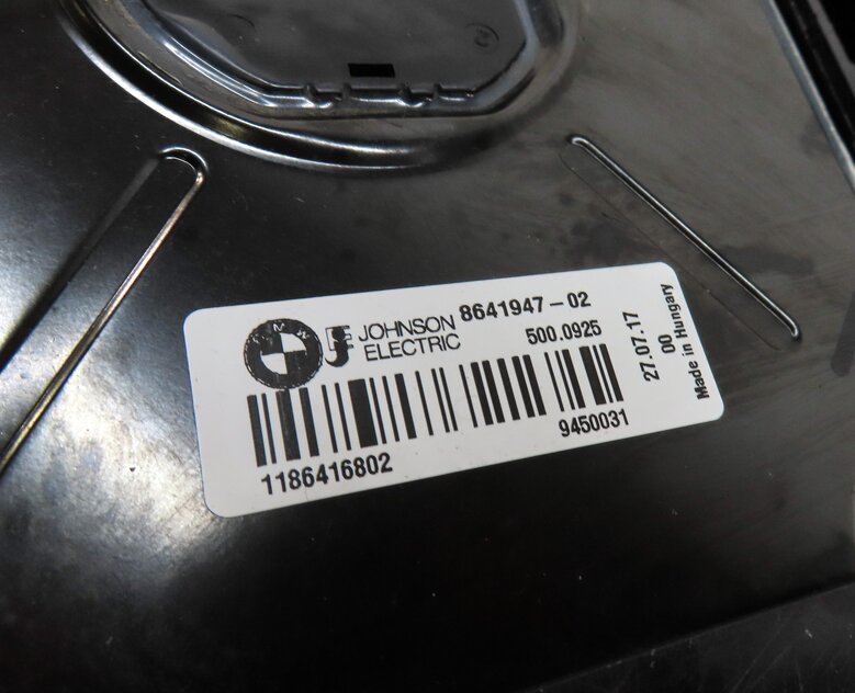 Thumbnail 7: 17-21 BMW 2 3 3GT 4 F22 F30 F32 F34 2.0L B46 ENGINE RADIATOR COOLING FAN SHROUD