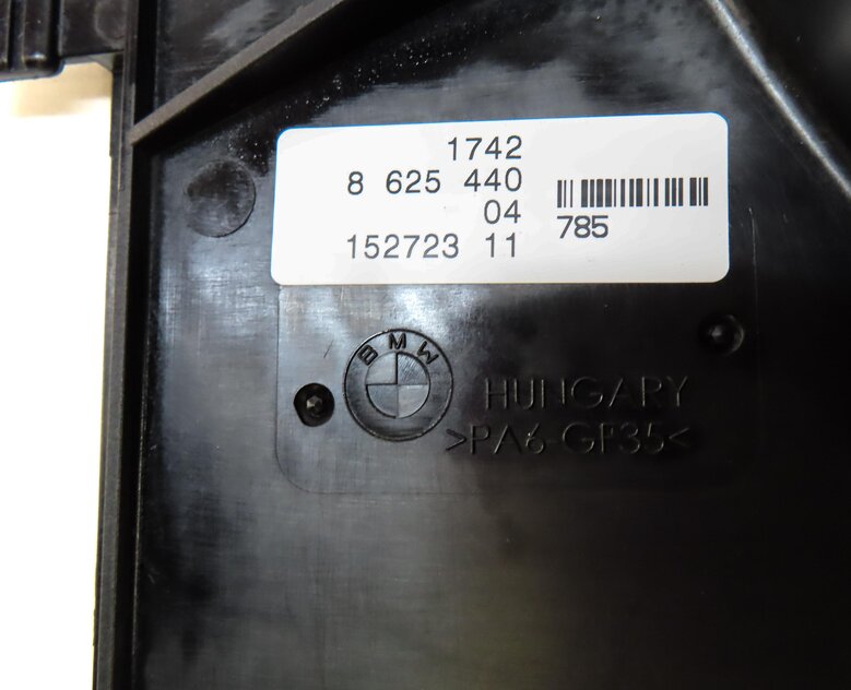 Thumbnail 8: 17-21 BMW 2 3 3GT 4 F22 F30 F32 F34 2.0L B46 ENGINE RADIATOR COOLING FAN SHROUD