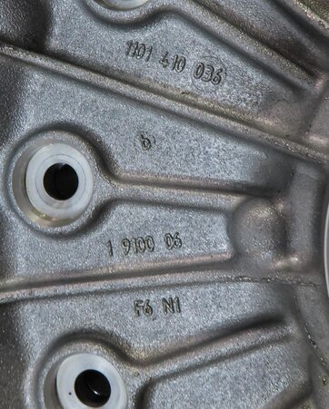 Thumbnail 7: 17-21 BMW 2 3 3GT 4 F22 F30 F32 F34 2.0L 8 SPEED AUTO AWD TRANSMISSION OIL PUMP