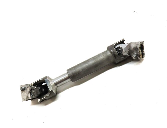 Thumbnail 3: 2012 BMW X5 (E70) STEERING COLUMN LOWER U-JOINT SHAFT 6774110